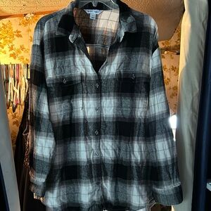 Old Navy “Boyfriend shirt”